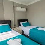 Detached With Private Pool In Inlice *