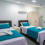 Detached With Private Pool In Inlice 别墅 *