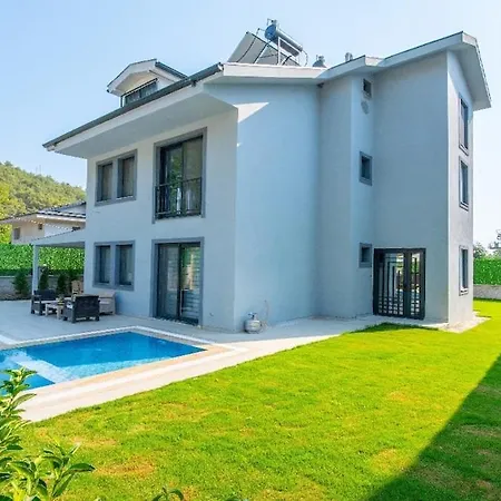 Detached With Private Pool In Inlice Willa *