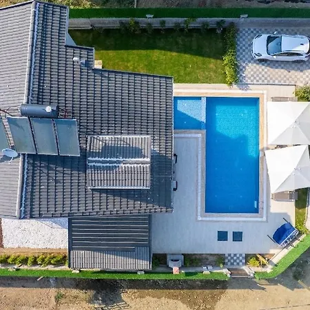 Willa Detached With Private Pool In Inlice *