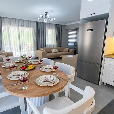 Willa Detached With Private Pool In Inlice Fethiye
