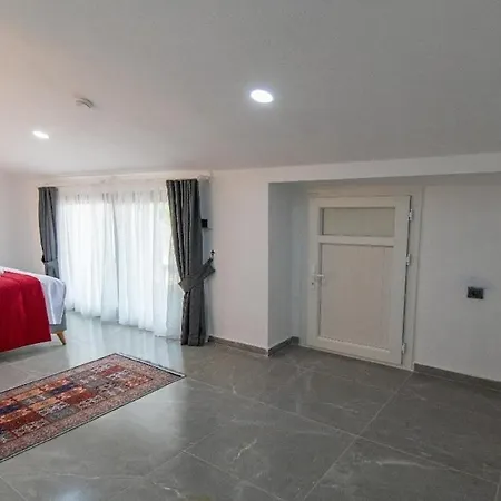 Detached With Private Pool In Inlice Willa