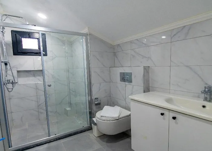 Villa Detached With Private Pool In Inlice